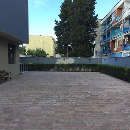 نيسيبار Flower Street Studios المظهر الخارجي الصورة